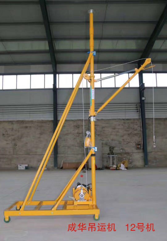 蓋房裝修使用建筑小吊機(jī)，方便又快捷